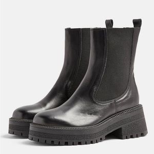 TopShop Leather Chunky Chelsea Boots  *Brand New w/ Original box